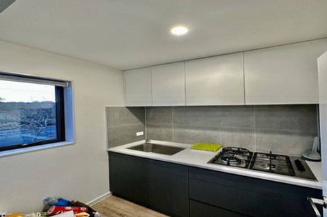 Photo of property in 2b Kororo Street, Northcote, Auckland, 0627