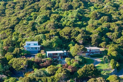 Photo of property in 35 Kingfisher Road, Takamatua, 7581