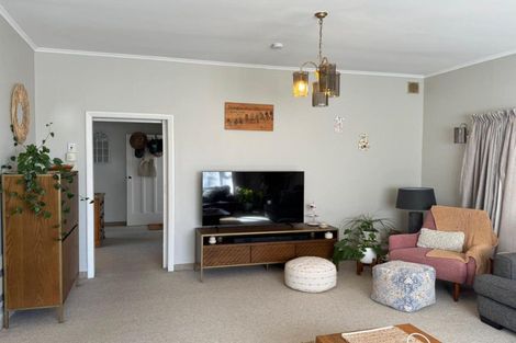 Photo of property in 48 Te Mata Road, Havelock North, 4130