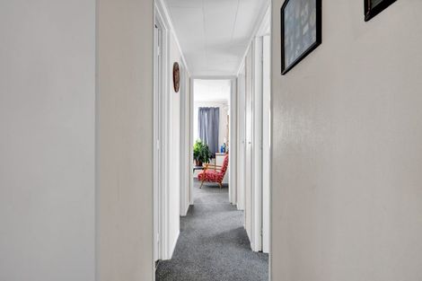 Photo of property in 5 Iredale Road, Hawera, 4610