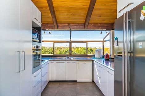 Photo of property in 47 Layton Road, Manly, Whangaparaoa, 0930