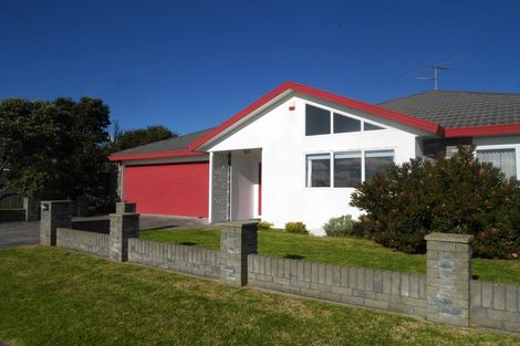 Photo of property in 300 Manly Street, Paraparaumu Beach, Paraparaumu, 5032
