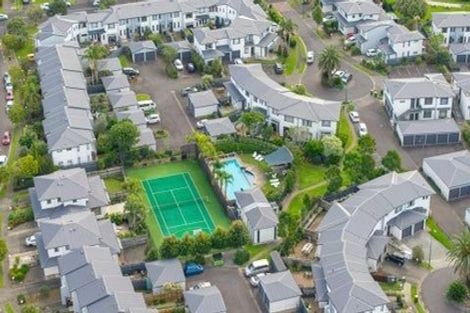 Photo of property in 11/2 Armoy Drive, East Tamaki, Auckland, 2016