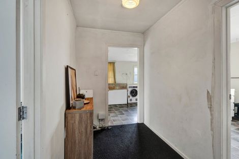 Photo of property in 2 Whitcombe Terrace, Midhirst, Stratford, 4394