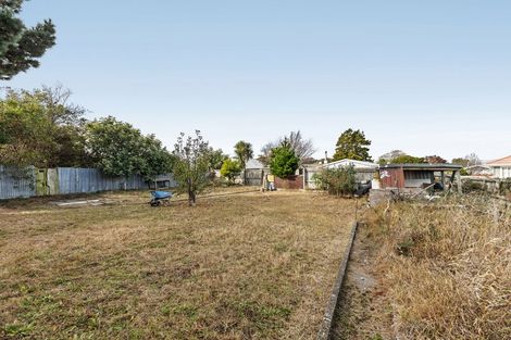 Photo of property in 303 Wainoni Road, Avondale, Christchurch, 8061