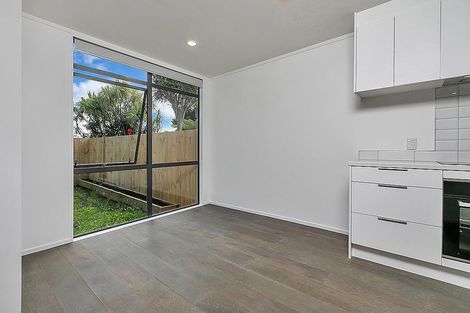 Photo of property in 1/3 Erewhon Place, Birkdale, Auckland, 0626