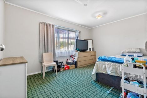 Photo of property in 16g Roick Parade, Glen Eden, Auckland, 0602