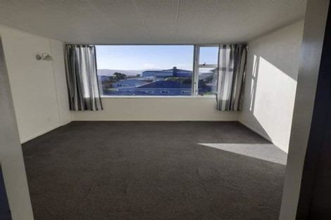 Photo of property in Beresford Apartments, 17/118u Russell Terrace, Berhampore, Wellington, 6023