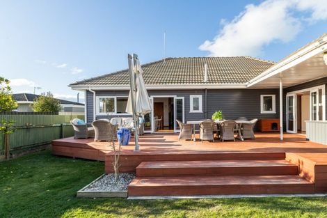 Photo of property in 52 Auckland Road, Greenmeadows, Napier, 4112