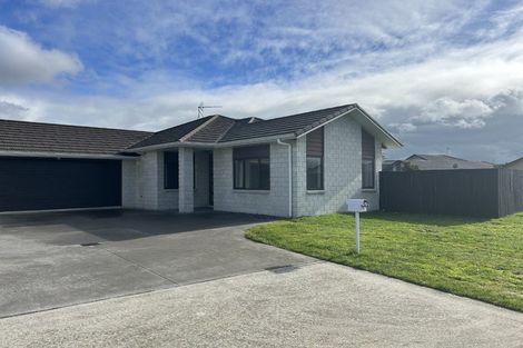 Photo of property in 2 Capricorn Place, Rototuna North, Hamilton, 3210
