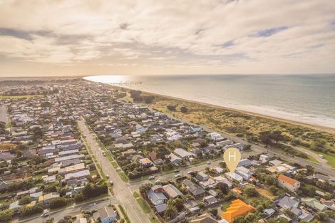 Photo of property in 9 Bellamy Avenue, New Brighton, Christchurch, 8061