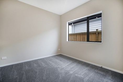 Photo of property in 2 Kakabeak Way, Takanini, 2110