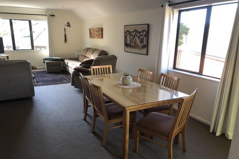 Photo of property in 35 Futuna Close, Karori, Wellington, 6012