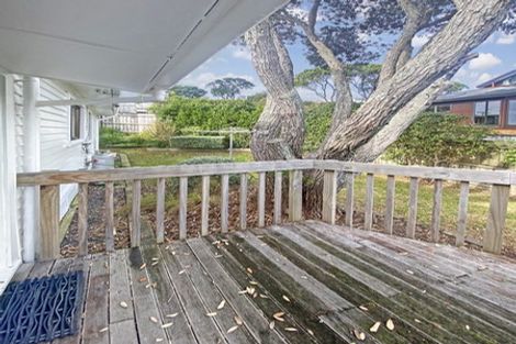 Photo of property in 448 Beach Road, Murrays Bay, Auckland, 0630