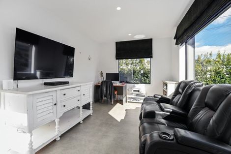 Photo of property in 162 Kawaha Point Road, Kawaha Point, Rotorua, 3010