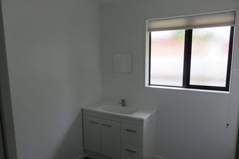 Photo of property in 12a Somerset Crescent, Highbury, Palmerston North, 4412