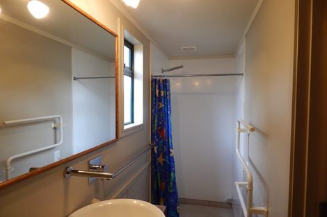 Photo of property in 2/175 East Coast Road, Castor Bay, Auckland, 0620