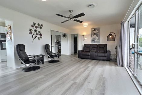 Photo of property in 51 Coventry Avenue, Tamatea, Napier, 4112