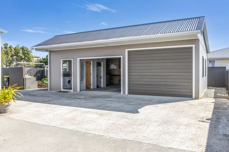 Photo of property in 13 Bentham Street, Westport, 7825