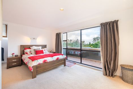 Photo of property in 2 Daffodil Street, Titirangi, Auckland, 0604