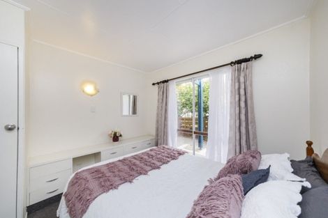 Photo of property in 8 Sicely Street, Marton, 4710