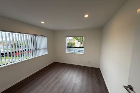 Photo of property in 128 Birkdale Road, Birkdale, Auckland, 0626