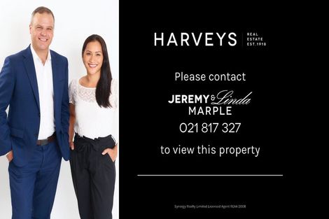 Photo of property in 12 Highland Avenue, Titirangi, Auckland, 0604