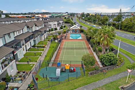 Photo of property in 5/26 Oneroa Road, East Tamaki, Auckland, 2013