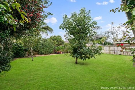 Photo of property in 5 Riverside Drive, Waiuku, 2123