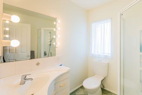 Photo of property in 6 Rifleman Lane, Paraparaumu Beach, Paraparaumu, 5032