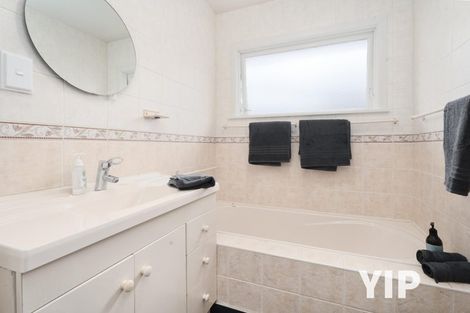 Photo of property in 7b Jay Street, Paparangi, Wellington, 6037