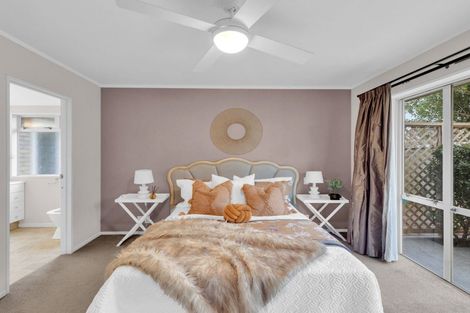 Photo of property in 18 Halcione Close, Flagstaff, Hamilton, 3210