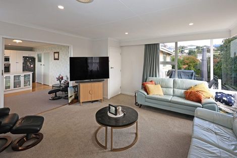 Photo of property in 16 Ure Street, South Hill, Oamaru, 9400
