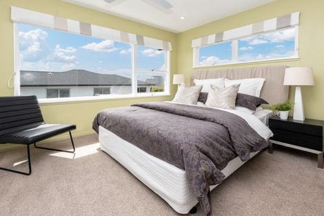 Photo of property in 52 Fordyce Avenue, Sunnyhills, Auckland, 2010