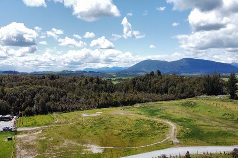 Photo of property in 203 Lake Brunner Road, Moana, 7875