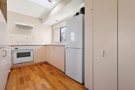 Photo of property in 33j Peverel Street, Riccarton, Christchurch, 8011