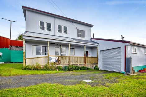 Photo of property in 18 Cambridge Street, Patea, 4520