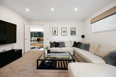 Photo of property in 3d Lake Domain Drive, Frankton, Hamilton, 3204