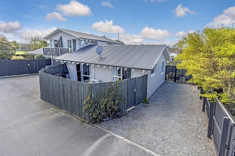 Photo of property in 2/23 Blighs Road, Strowan, Christchurch, 8052