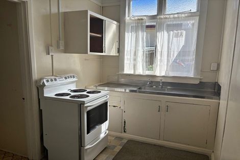 Photo of property in 66 Peel Street, Westport, 7825