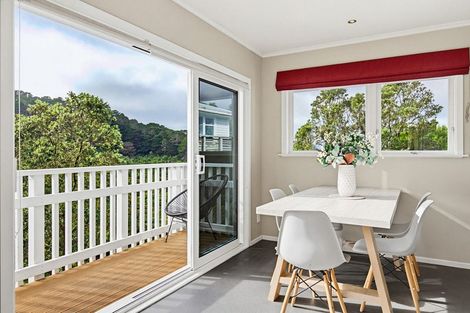 Photo of property in 103 Makara Road, Karori, Wellington, 6012