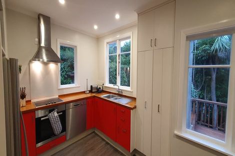 Photo of property in 70 Chamberlain Road, Karori, Wellington, 6012