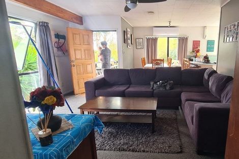 Photo of property in 57 Holmes Drive South, Massey, Auckland, 0614