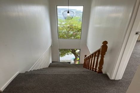 Photo of property in 1/4 Chevron Place, Castor Bay, Auckland, 0620