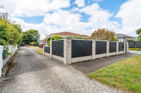 Photo of property in 1/63 Fraser Crescent, Elderslea, Upper Hutt, 5018