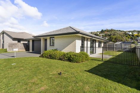 Photo of property in 16 Tradewinds Drive, Whitby, Porirua, 5024