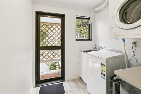 Photo of property in 112 Holloway Road, Aro Valley, Wellington, 6021