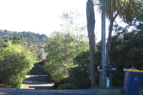 Photo of property in 1/85 Konini Road, Titirangi, Auckland, 0604