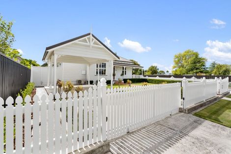 Photo of property in 13 Auckland Road, Greenmeadows, Napier, 4112