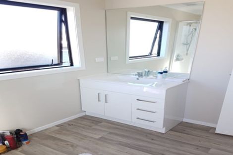 Photo of property in 16u1 May Street, Hamilton East, Hamilton, 3216